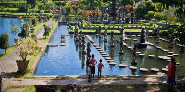 You are currently viewing Tirta Gangga Park