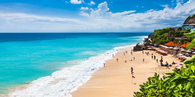 You are currently viewing Dreamland Beach Bali