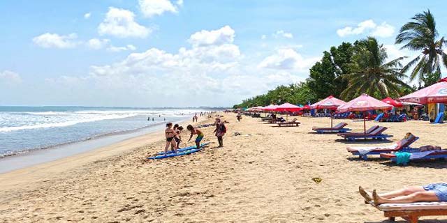 You are currently viewing Kuta Beach Bali